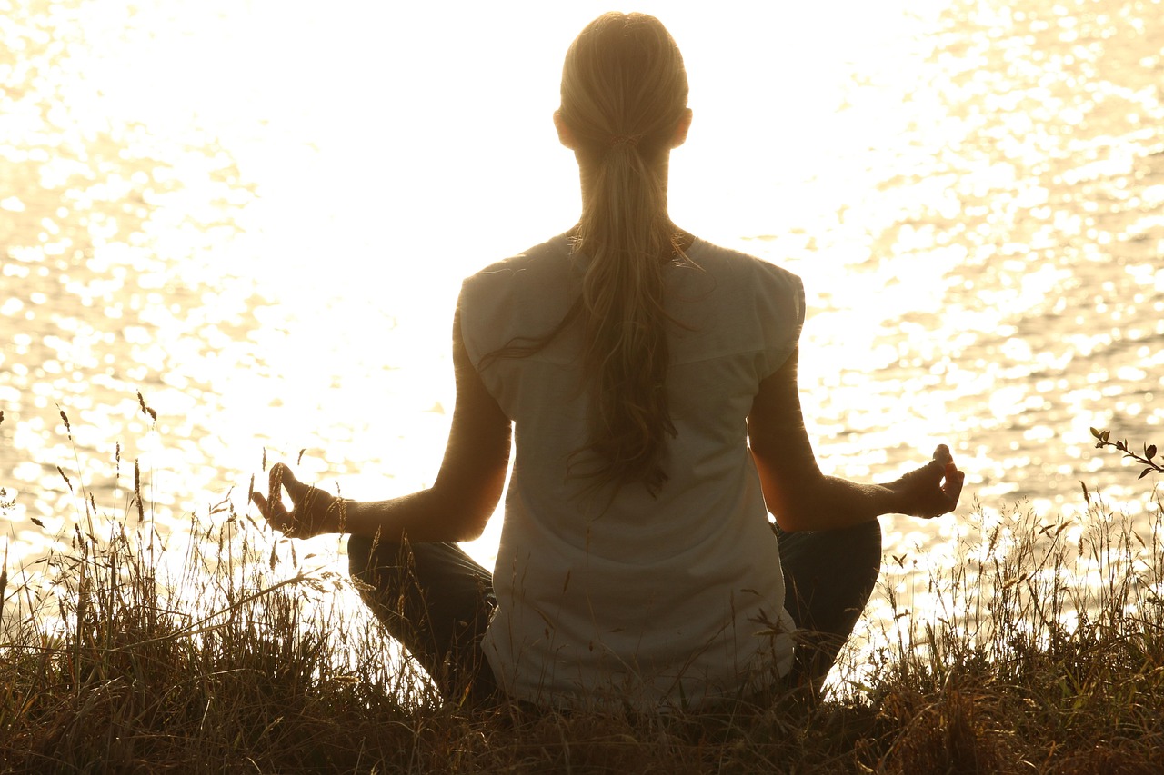 meditate, woman, yoga, zen, meditating, relax, relaxing, wellness, nature, yoga pose, meditation, peaceful, silhouette, sunset, tranquil, calm
